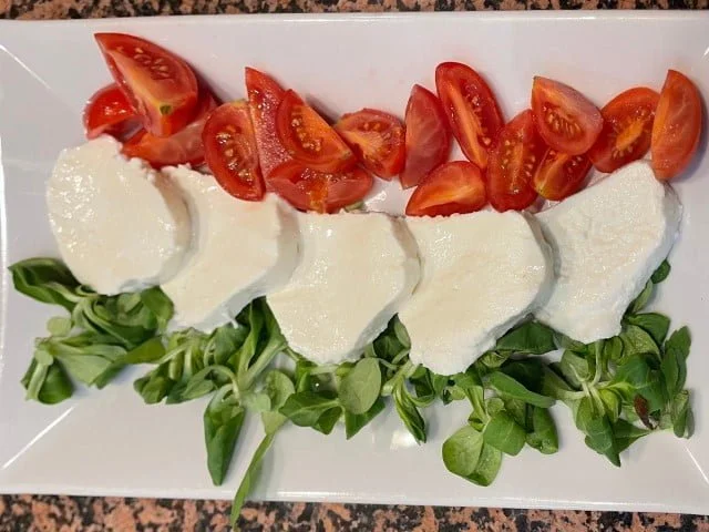 Caprese Con Bufala